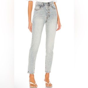 The Danielle High Rise Straight in Light Vintage Size 26
WeWoreWhat